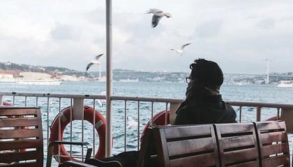 本轮疫情感染者超900人